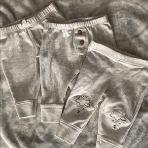 CARTERS lot of pants 3mo.
